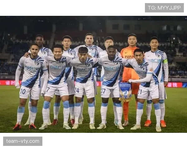 广州足球俱乐部战术变化考验球员适应能力，近期比赛显示体系磨合仍需时间